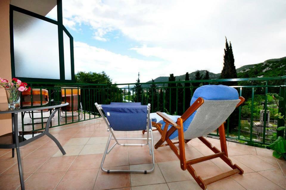 Apartments Franic Плоче Екстер'єр фото